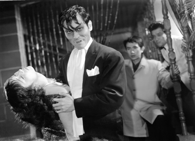 「女吸血鬼」(C)1959 国際放映 「女吸血鬼」(C)1959 国際放映