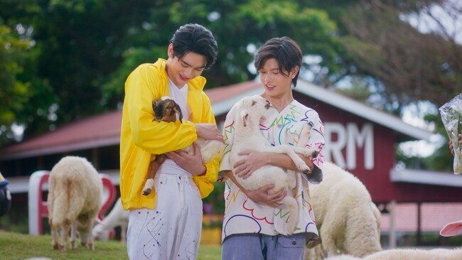 (C)Based on the comic “LOVE STAGE!!” by Eiki Eiki and Taishi Zaou Hollywood Thailand, KADOKAWA AMARIN, KADOKAWA CORPORATION (C)Based on the comic “LOVE STAGE!!” by Eiki Eiki and Taishi Zaou Hollywood Thailand, KADOKAWA AMARIN, KADOKAWA CORPORATION