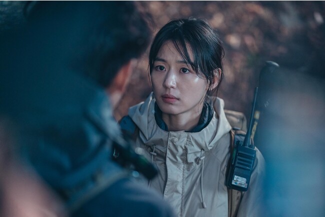 「智異山<チリサン>〜君へのシグナル〜」(C) ASTORY CO., LTD. & IQIYI INTERNATIONAL SINGAPORE PTE. LTD. All rights reserved. 「智異山<チリサン>〜君へのシグナル〜」(C) ASTORY CO., LTD. & IQIYI INTERNATIONAL SINGAPORE PTE. LTD. All rights reserved.