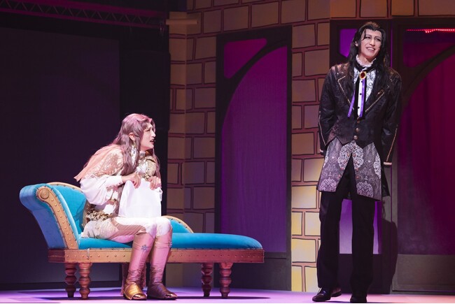 (C)魔夜峰央/白泉社 (C)舞台「パタリロ!」製作委員会 (C)魔夜峰央/白泉社 (C)舞台「パタリロ!」製作委員会