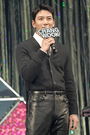 (C)JI CHANG WOOK Japan Official Fanclub