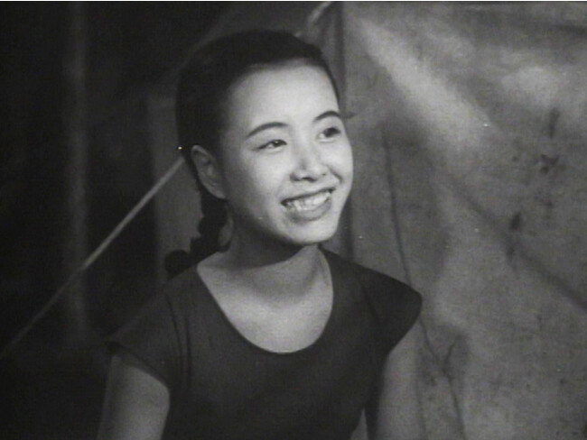 「花形歌手 七つの歌」(C)KADOKAWA 1953 「花形歌手 七つの歌」(C)KADOKAWA 1953