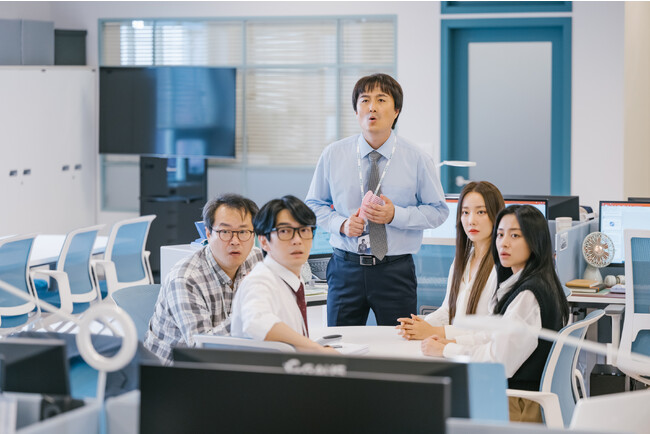 (C) 2022 KT StudioGenie Co., Ltd