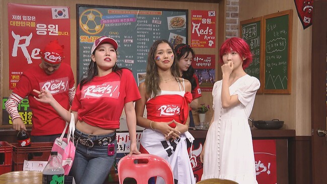 「SNL KOREA シーズン3#2【イ・ウンジ、ミミ(OH MY GIRL)、オム・ジユン」(C) COUPANG PLAY 「SNL KOREA シーズン3#2【イ・ウンジ、ミミ(OH MY GIRL)、オム・ジユン」(C) COUPANG PLAY