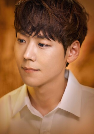 韓国ミュージカル「ウェルテル」(主演:KAI)(C)CJ ENM Co., Ltd, All Rights Reserved. 韓国ミュージカル「ウェルテル」(主演:KAI)(C)CJ ENM Co., Ltd, All Rights Reserved.