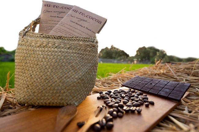 su-re.coがインドネシア農家と製造している「su-re.cocoa（チョコレート）」