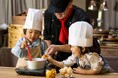 【コートヤード・バイ・マリオット 白馬 × ほおずきファーム白馬】一日限定イベント「HOZUKI Picking for Kids(ほおずきピッキングフォーキッズ)」開催
