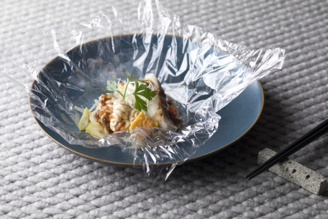 鱈と雲子　冬の野菜 カルタファタ包み焼き　鉄火味噌のソース 
