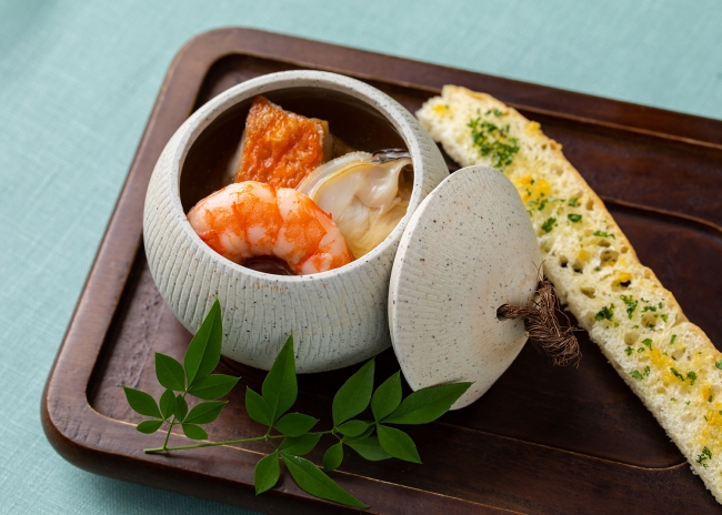 ハーブ香る　スープ ド ポワソン