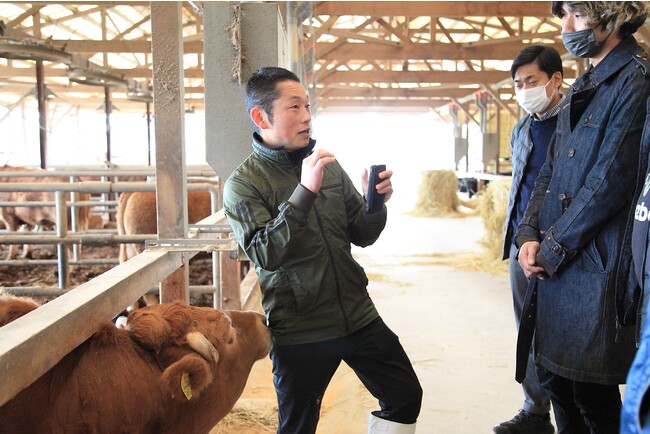 長崎県内唯一のあか牛の牧場「高田牧場（南島原市有家町）」の高田紳次さん　