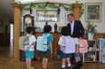 プラス、新入学時に限らない通学支援へ　軽・開ランドセル「パッかる」51個を社会福祉法人へ寄贈