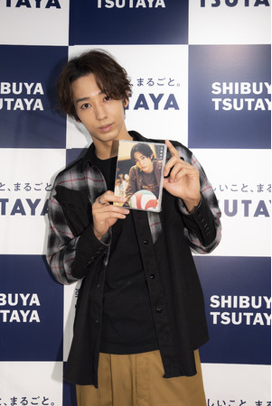 近藤頌利DVD「軌跡 The Documentary」(東京ニュース通信社刊) 近藤頌利DVD「軌跡 The Documentary」(東京ニュース通信社刊)