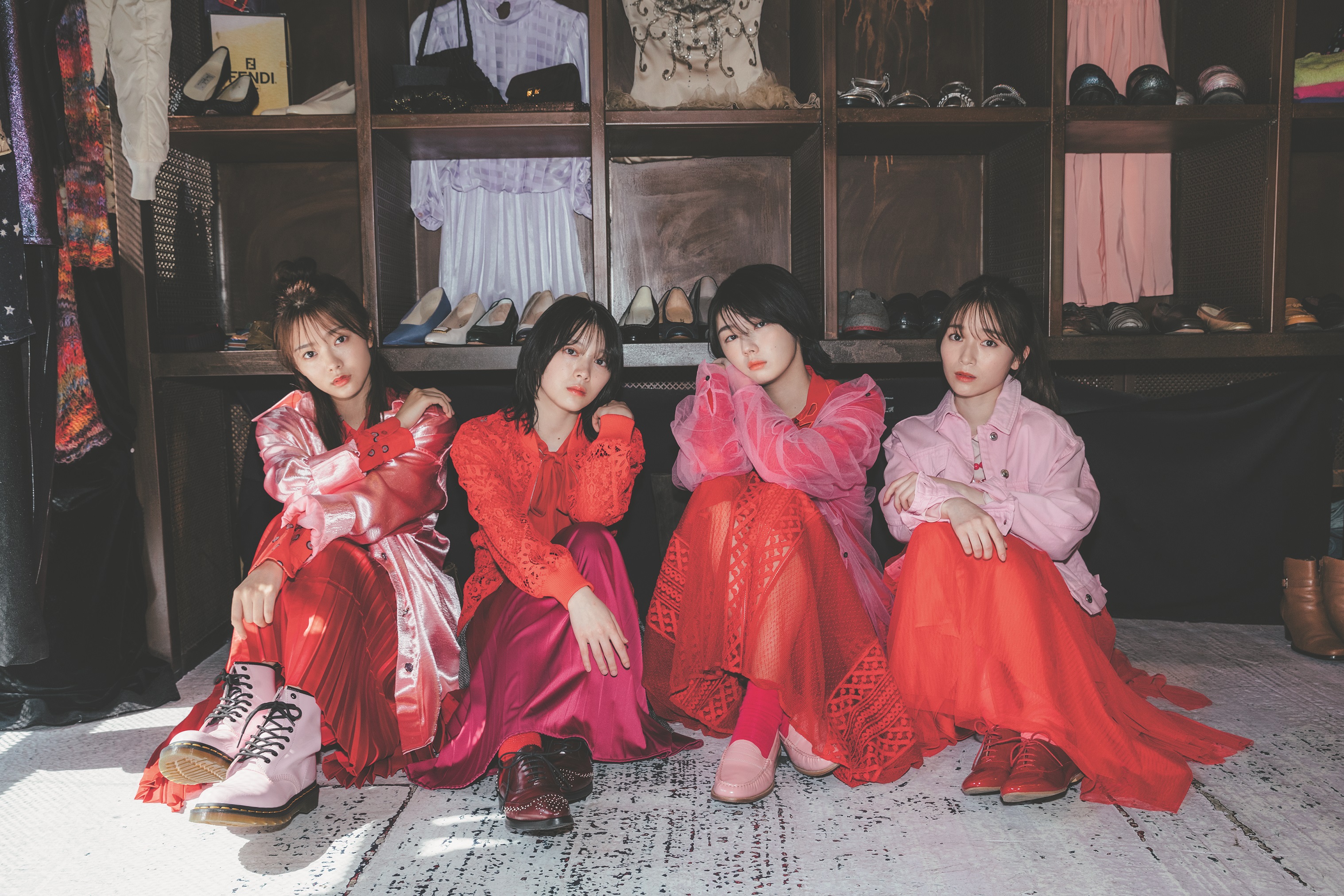 美しき四人の表現者たちーー 櫻坂46の二期生 田村保乃 藤吉夏鈴 森田ひかる 守屋麗奈が B L T 5月号 の表紙 巻頭グラビアに登場 株式会社東京ニュース通信社のプレスリリース