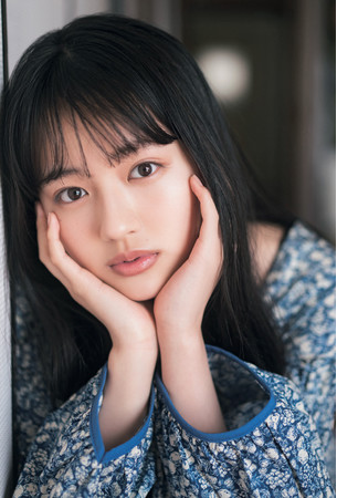  「B.L.T.2022年6月号」セブンネットショッピング購入 特典ポストカード【上坂樹里】