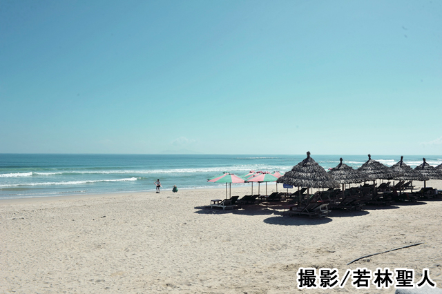 長く続く真っ白なビーチは、今、リゾート地として世界でも人気沸騰中