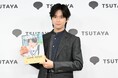 ミュージカル『刀剣乱舞』出演・大友至恩が19歳の誕生日に1st写真集を発売！ 舞台や映像作品で「どこでも戦えるような人間になりたい」