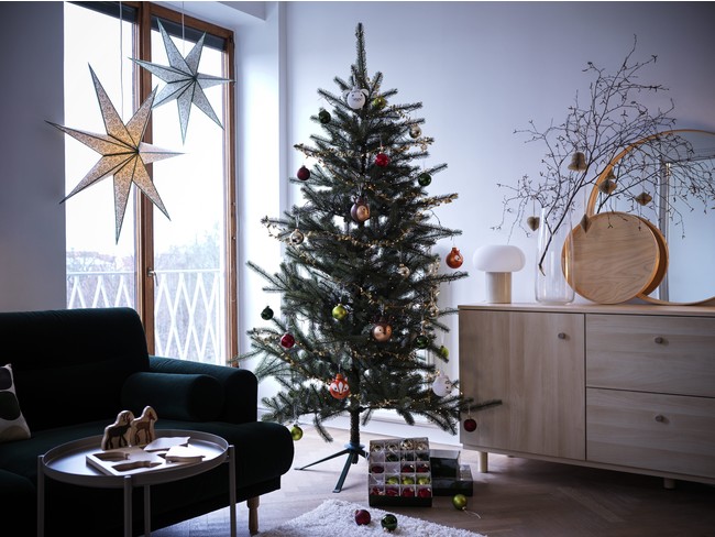 IKEA クリスマスツリー　飾り付