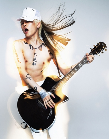 雅-MIYAVI- ３度目となるワールド・ツアー決定！ロシア・モスクワでのフィルムライブも決定！ | ユニバーサル ミュージック合同会社のプレスリリース