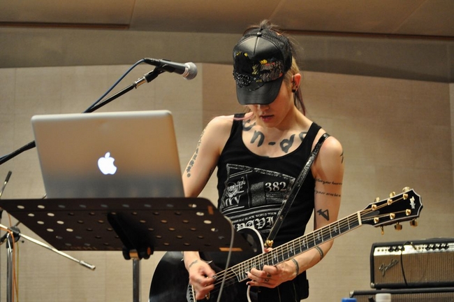Samurai Guitarist 雅 Miyavi Myspace Ustream Twitter連動