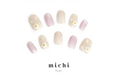 ピンクの透明感からヌーディーカラーまで。毎日に寄り添う新作ネイルコレクションが登場