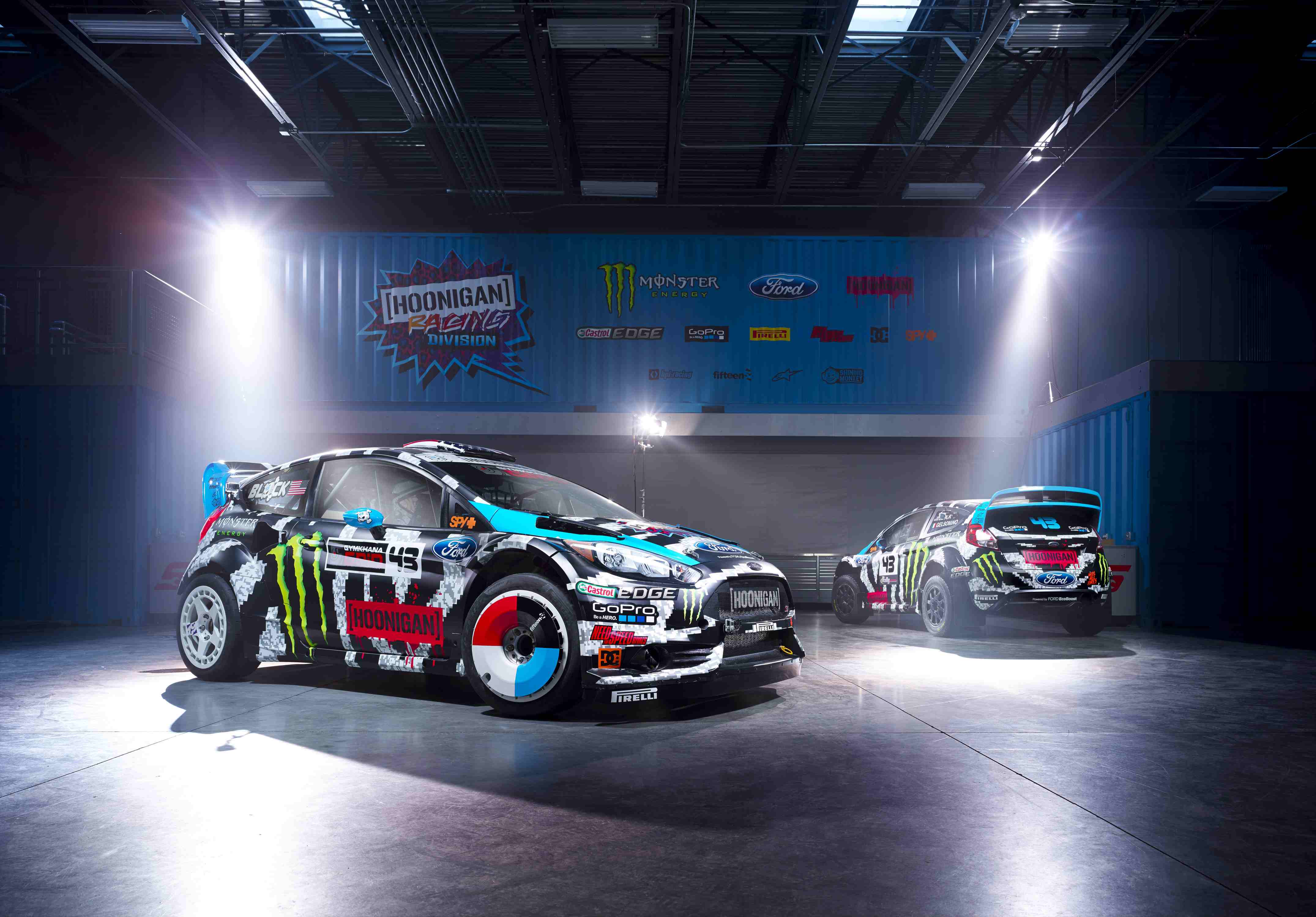 Ken Block S Warm Up Garage In Nagoya ケン ブロック の14年度版の新車を名古屋で初お披露目 モンスターエナジージャパン合同会社のプレスリリース