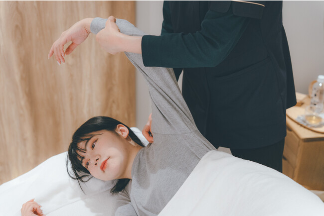  https:// www. nestbodytreat. com/「筋膜リリース上半身