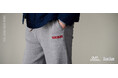 【gym master × BLUE BLUE】別注で仕立てた吊り裏毛スウェット、クルーネック、プルパーカ、スウェットパンツの3型を展開