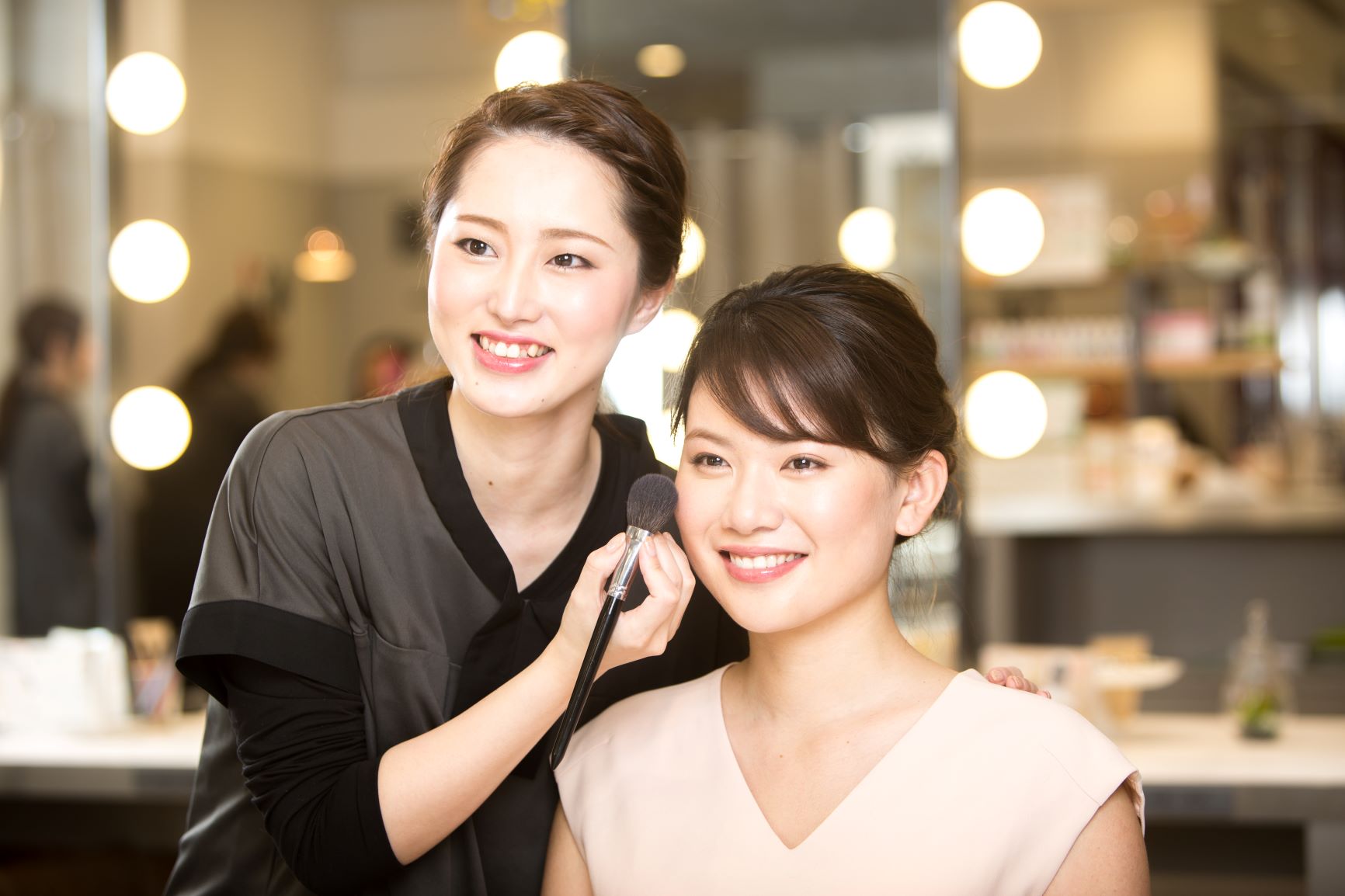 地下鉄 栄 駅直結 ヘアメイク ネイル 着付けなど幅広いメニューが楽しめる アトリエはるか サカエチカ 店 移転オープン 株式会社アトリエはるかのプレスリリース