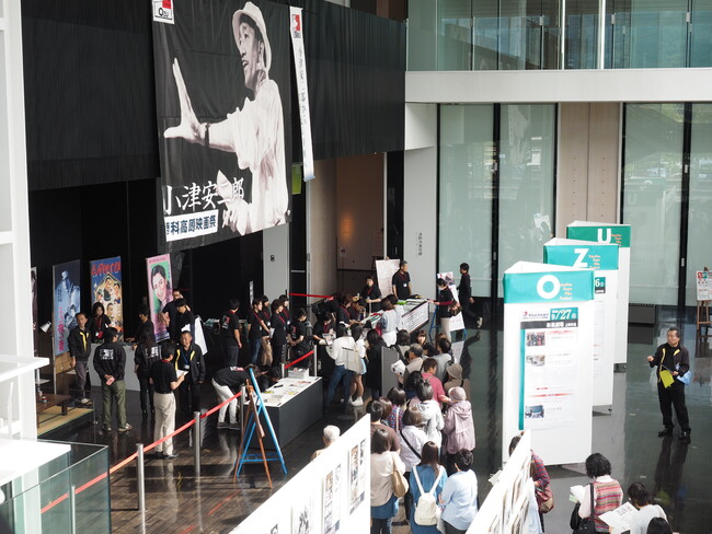 多くの方が集まる映画イベント @茅野市民館 多くの方が集まる映画イベント @茅野市民館