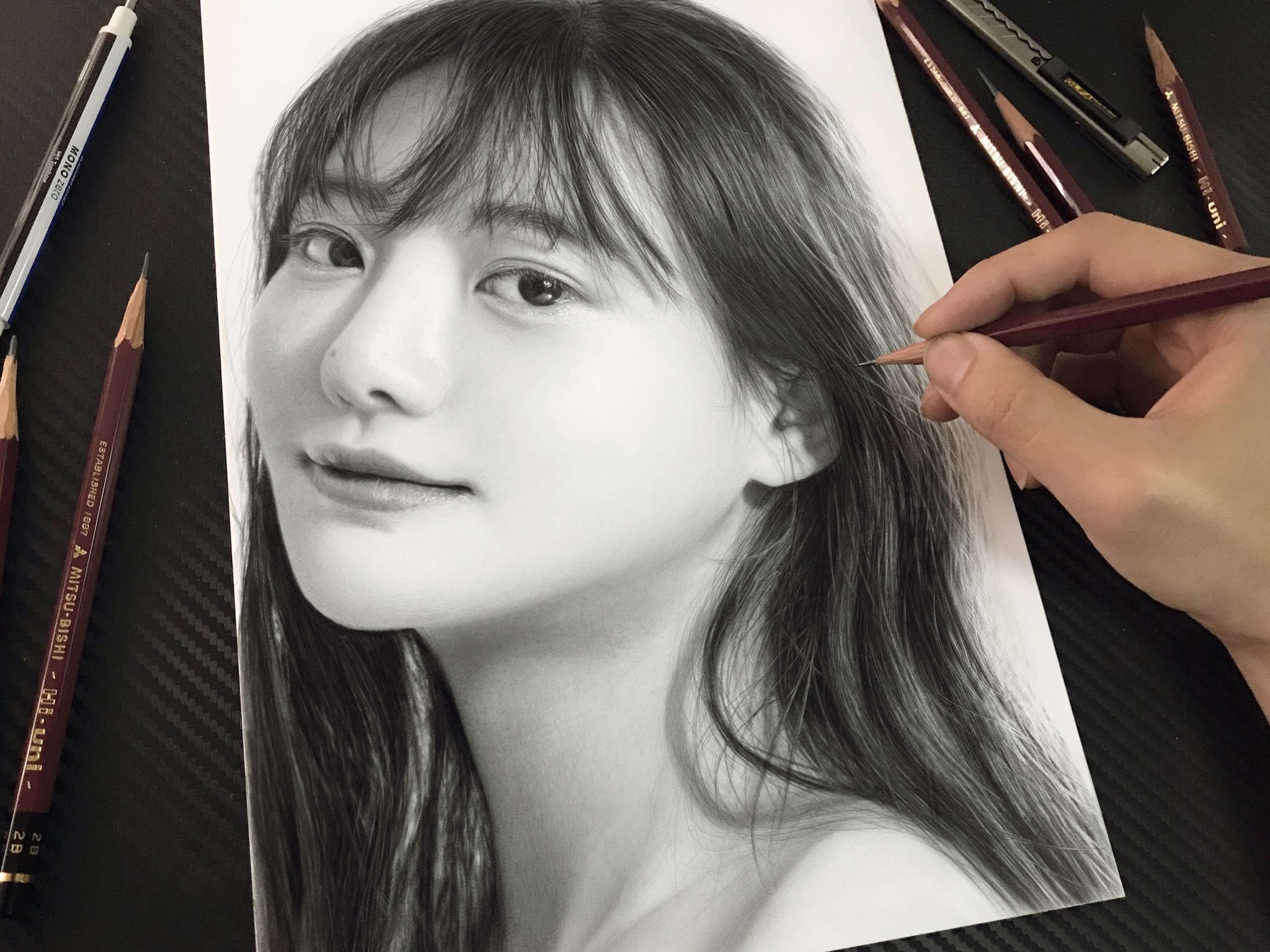 バズを連発する 鉛筆で描く超リアルな絵を描けるように 注目の若手クリエイター乃木画家さんから学ぶオンラインレッスン Class101のプレスリリース