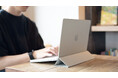 “MacBook Neo対応”カバーとスタンドが一つになった、フォリオ型ケース｜Neo Folio(ネオ・フォリオ)の予約販売を10月29日まで実施