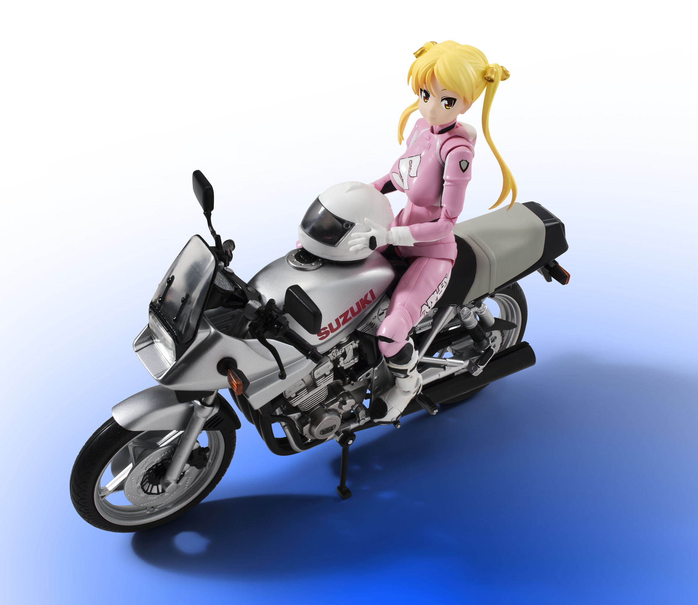 S.H.Figuarts 佐倉羽音（制服）＆CB400 SUPER FOUR ばくおん