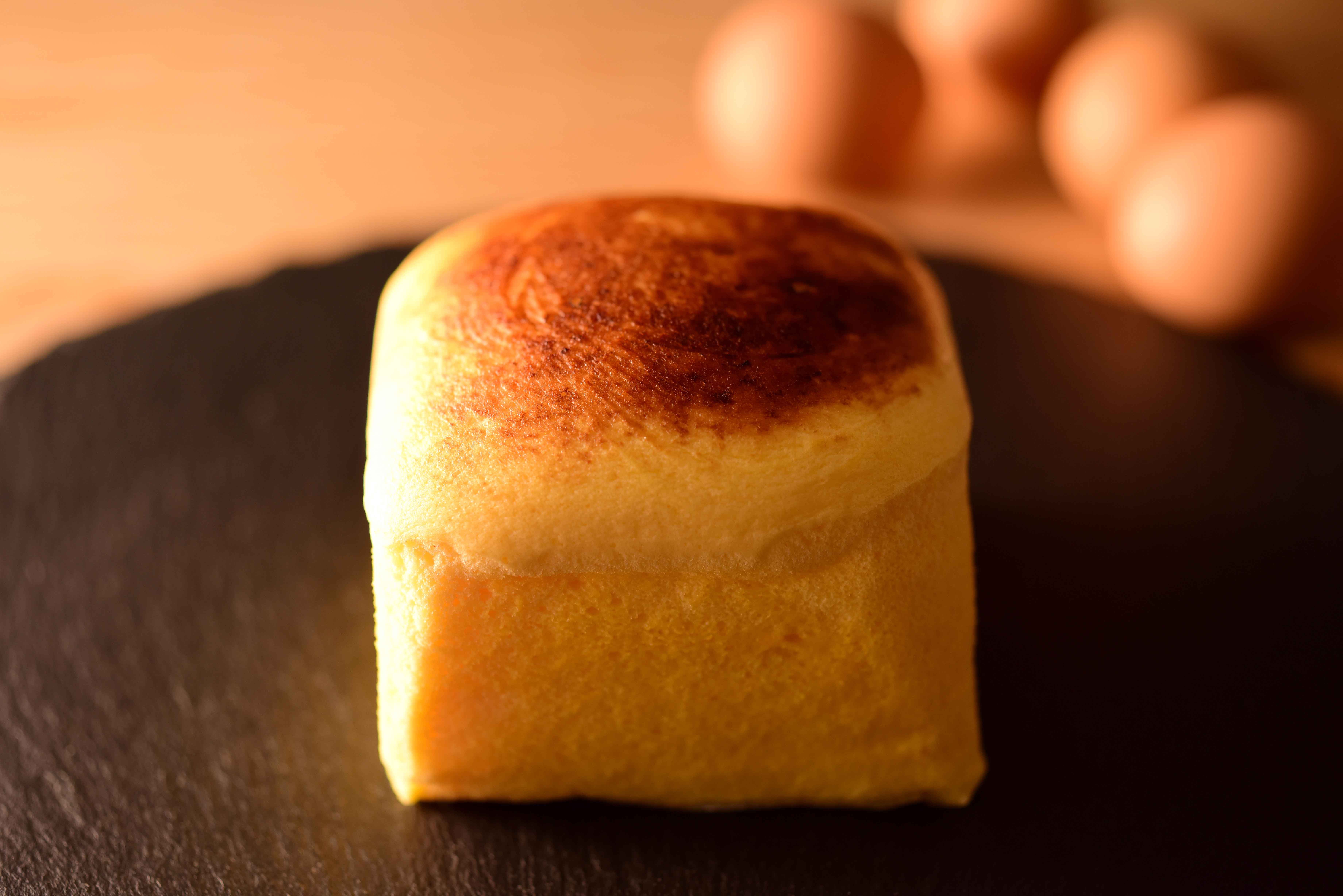 濃厚なたまごの味が楽しめる ふわっとろ新食感のたまごパン 株式会社スーパーマニアック のプレスリリース