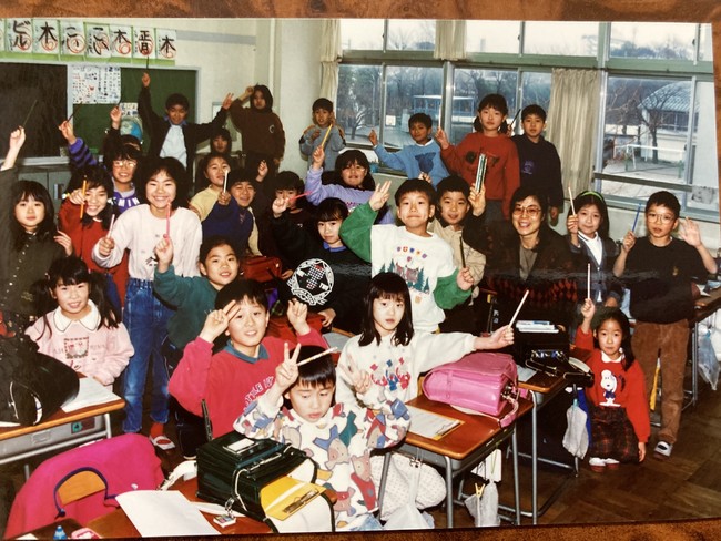 1人1本の鉛筆収集活動＝1985年、杉並第八小学校３年２組の生徒たち