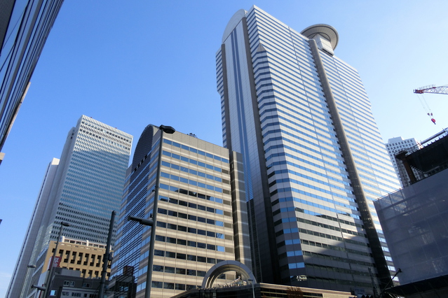 写真：株式会社ディライトソリューションズの本社が入る新宿アイランドタワー