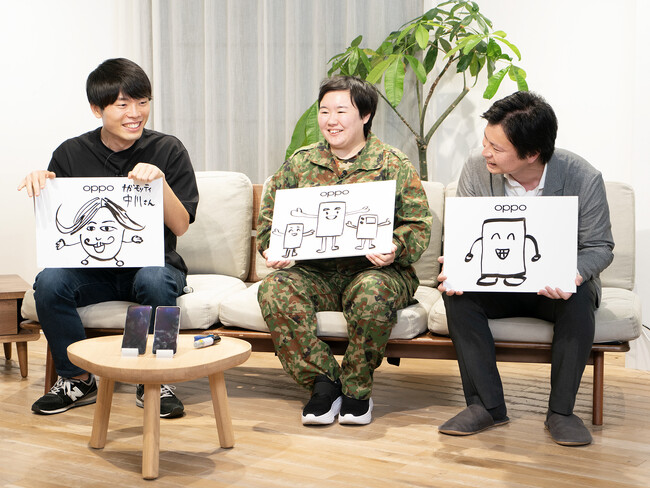 もはや別物のナガモッティを披露するブレイクスルー佐々木さん(左)、「完全オリジナルです」と言いながらほぼ正解の やす子さん(中)、OPPP スタッフながら衝撃のイラストを披露したオウガ・ジャパンの中川(右)。 もはや別物のナガモッティを披露するブレイクスルー佐々木さん(左)、「完全オリジナルです」と言いながらほぼ正解の やす子さん(中)、OPPP スタッフながら衝撃のイラストを披露したオウガ・ジャパンの中川(右)。