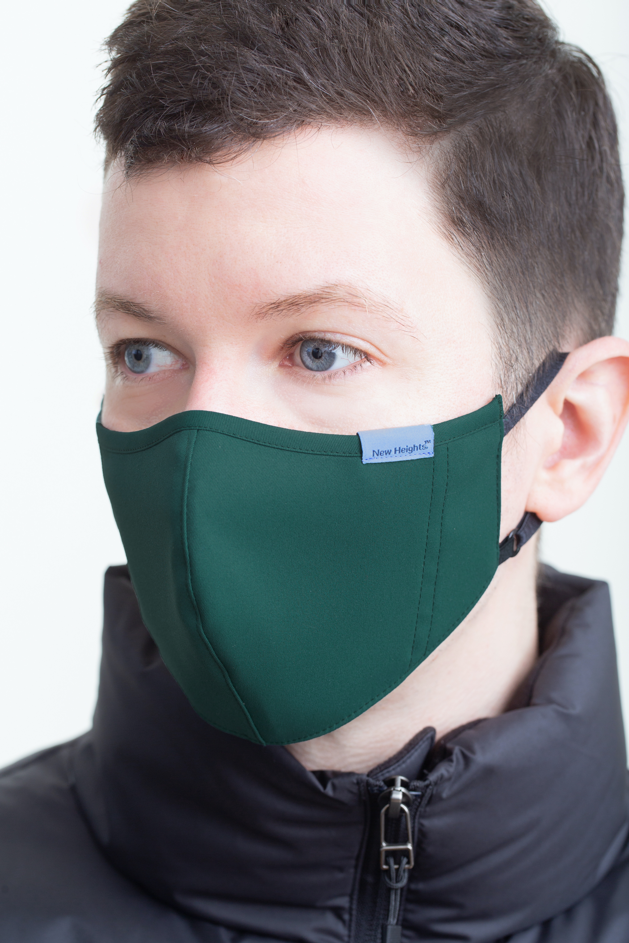 累計販売数 10万枚突破 スポーツウェアメーカー開発の日本製高機能フェイスマスクから 顔立ちが美しいアジャスター付き立体型フェイスマスク が誕生 株式会社ニューハイツのプレスリリース