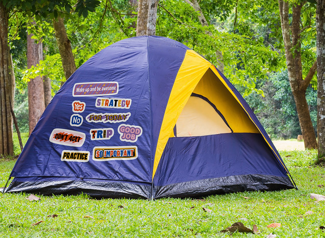 アウトドアライフをちょっと楽しく 持込み でキャンプテントに遊び心をプリントするサービス開始 ロゴや社名 イラスト Ok 株式会社ラックスのプレスリリース