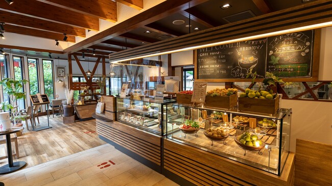 山形プリン店内