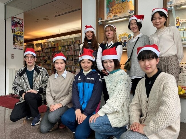 2023年の書店ボランティアのみなさん 2023年の書店ボランティアのみなさん