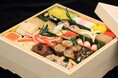 北軽井沢の大自然に佇む一棟貸しヴィラリゾート「あさま空山望」老舗料亭「玄冶店 濱田家」が手がけた特別なオリジナルおせちで新春を祝う「あさま空山望オリジナルおせちプラン」を8月1日（木）より販売開始