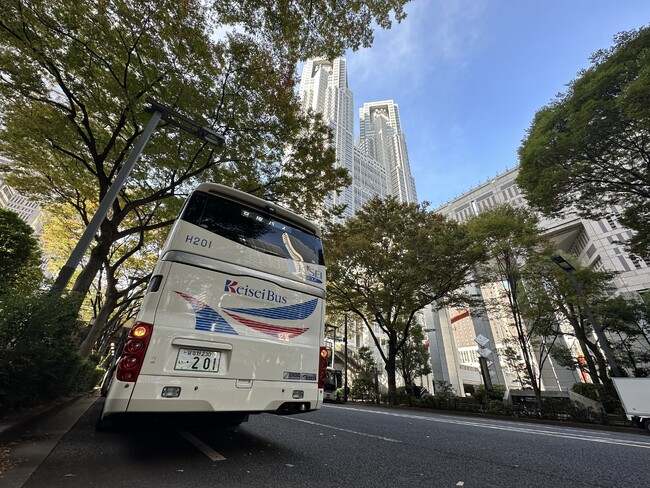 都庁展望台などがある新宿副都心エリアへも