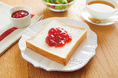 利用者の声で新たに「しっとり食パン(生クリーム使用)」が登場 注文受付6月16日(月)から