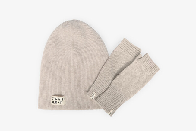 小物：カシミア帽子＆手袋セット20470円　カシミア100％