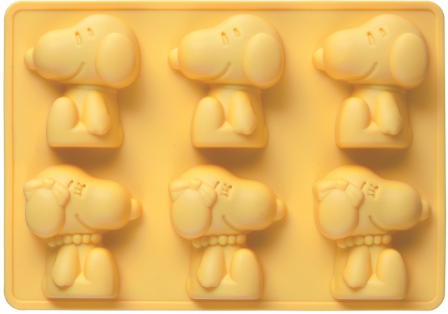 スヌーピーとベルのシリコーン型がついてくる Snoopyのhappyお菓子book イエロー版 は10月25日 火 発売 株式会社kadokawaのプレスリリース