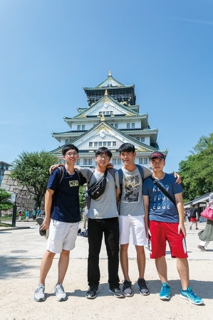 YOUは何しに大阪へ？では台湾から来た4人組の大阪城観光について行っちゃいました！
