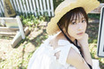 浜辺美波の“ナチュ可愛＆美エモ”SHOT満載!!2022年4月始まりの12ヵ月カレンダー発売決定