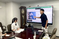「ハンカチはどうやって作られる？」東京都立南多摩中等教育学校の生徒が、川辺株式会社を訪問。老舗ハンカチメーカーがものづくりの魅力を伝え、ハンカチ文化を次世代へつなぐ