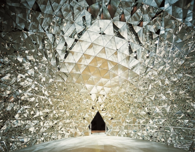 Crystal Dome by André Heller at Swarovski Crystal Worlds, 1995 ©Swarovski