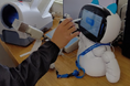 高齢ドライバーも操作に迷わない。自動点呼ロボットが実現する“人に優しいDX”